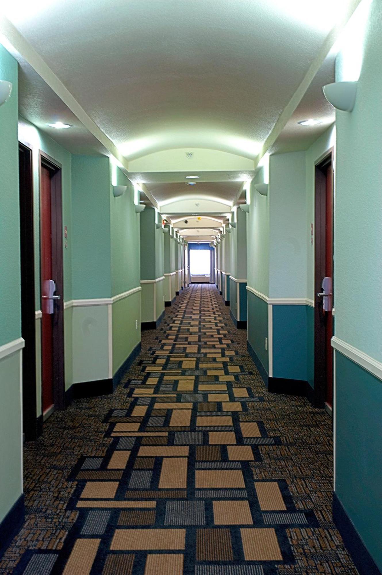 Super 8 By Wyndham Irving/Dfw Apt/North Bagian luar foto