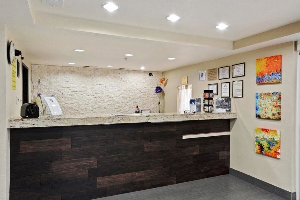 Super 8 By Wyndham Irving/Dfw Apt/North Bagian luar foto